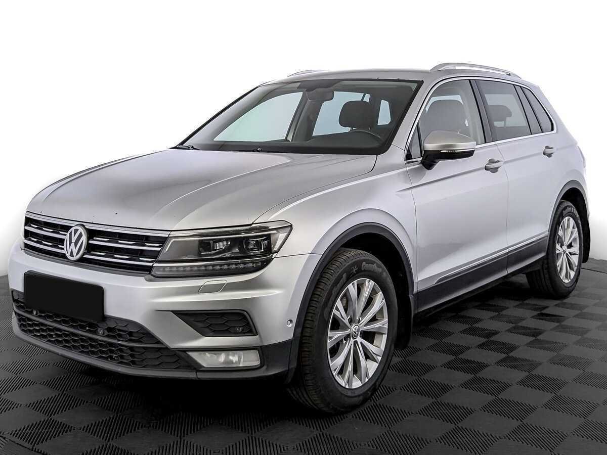 Volkswagen Tiguan б/у, 2017, Роботизированная. Посмотреть фото