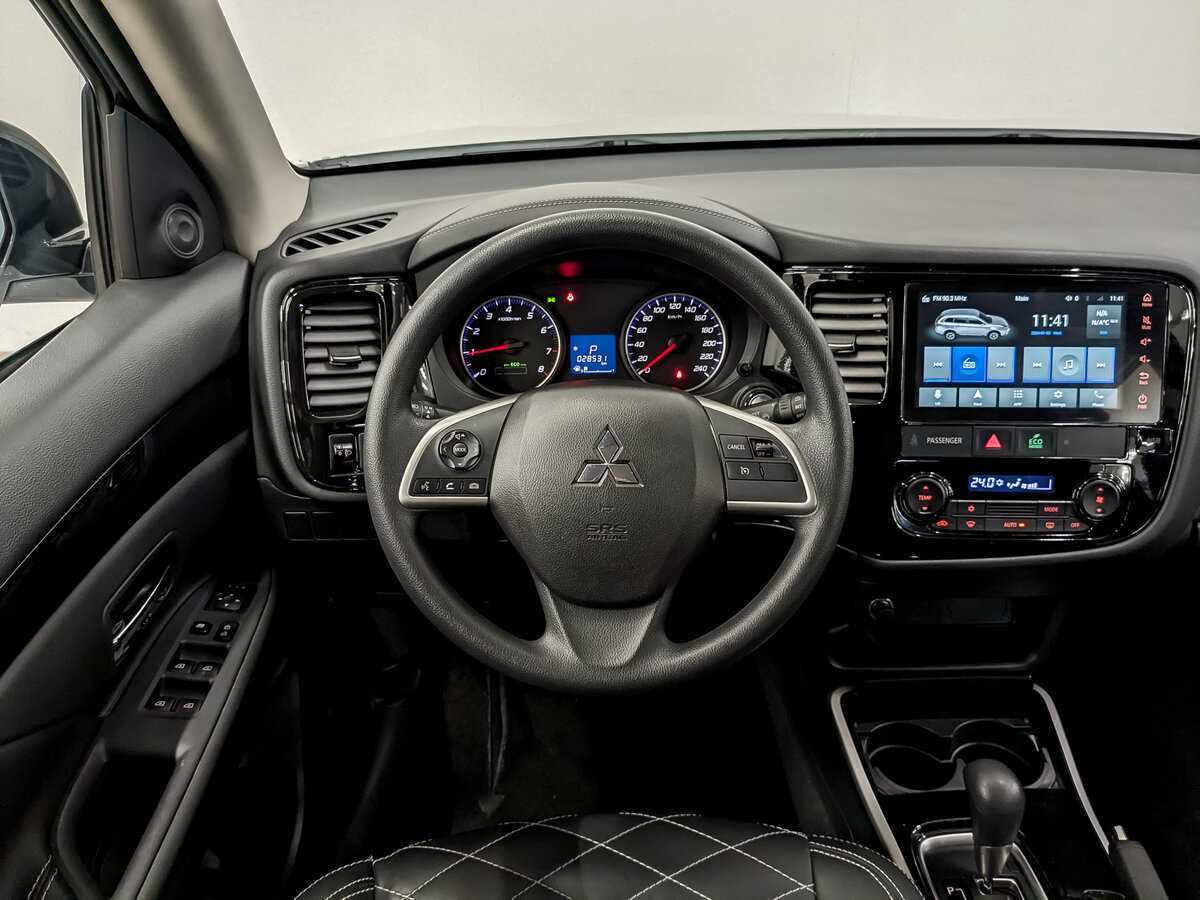 Mitsubishi Outlander б/у, 2022, Вариатор. Фото: #18