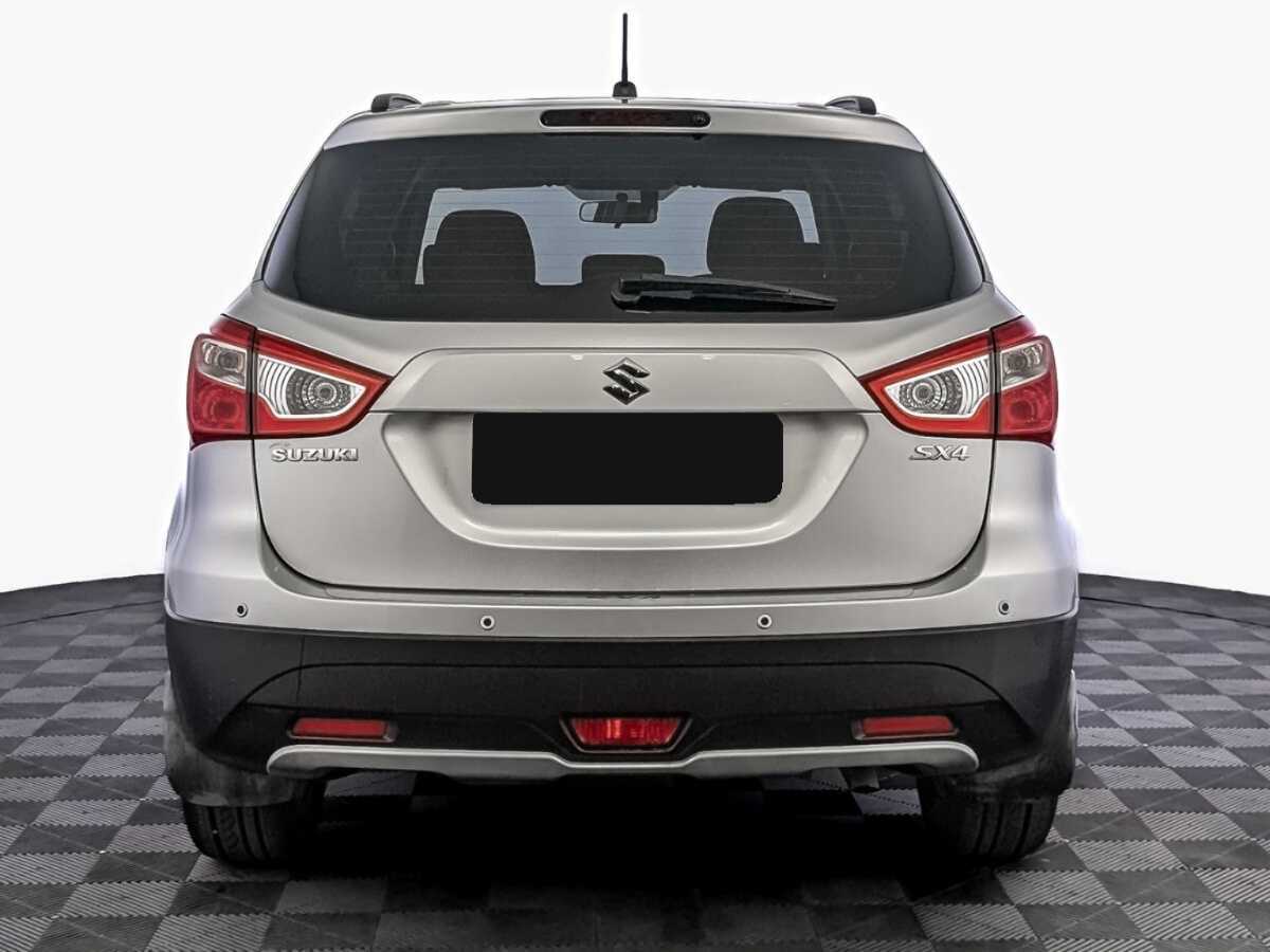 Suzuki SX4 б/у, 2018, Механическая. Фото: #5