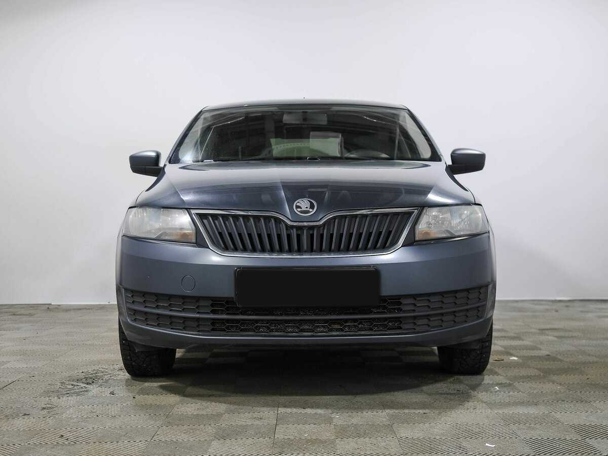 Skoda Rapid б/у, 2015, Механическая. Фото: #1