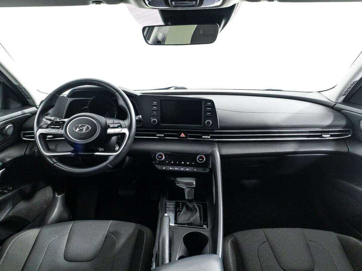 Hyundai Elantra б/у, 2021, Автоматическая. Фото: #12