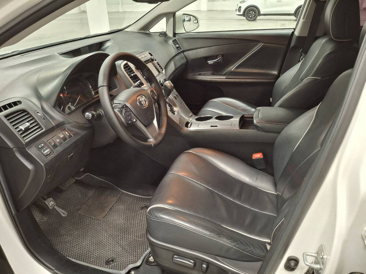 Toyota Venza б/у, 2014, Автоматическая. Фото: #15