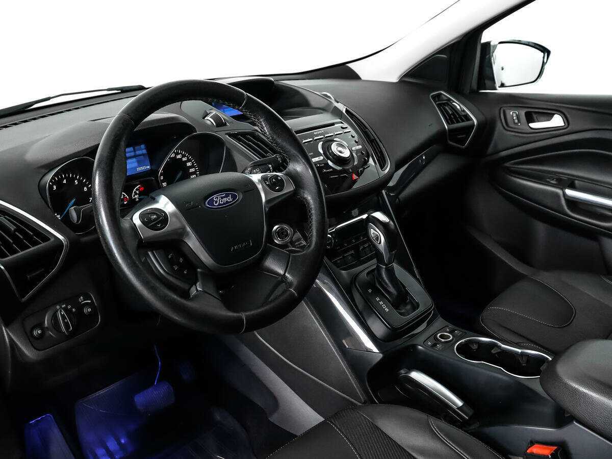 Ford Kuga б/у, 2014, Автоматическая. Фото: #8