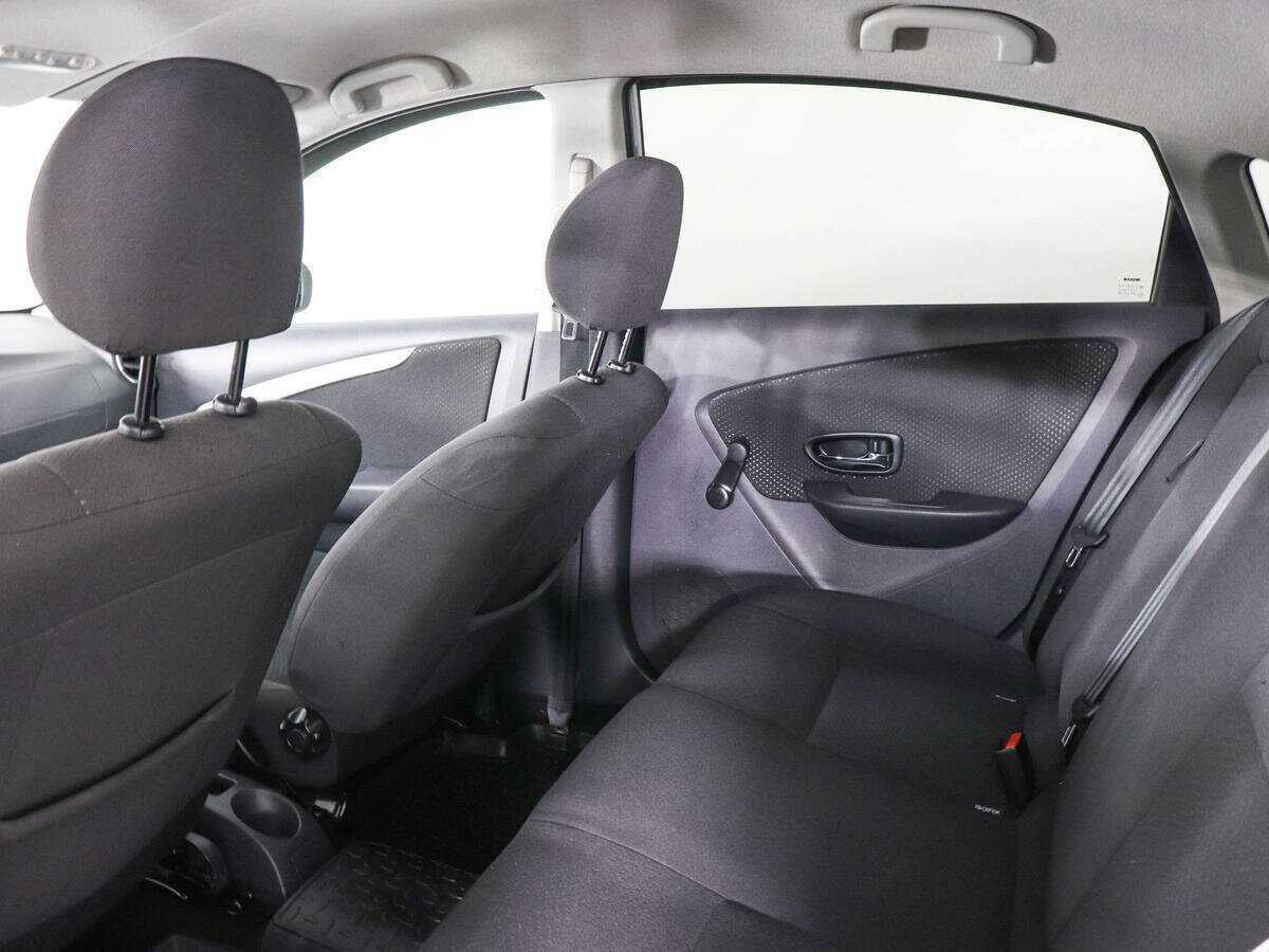 Nissan Almera б/у, 2016, Механическая. Фото: #11