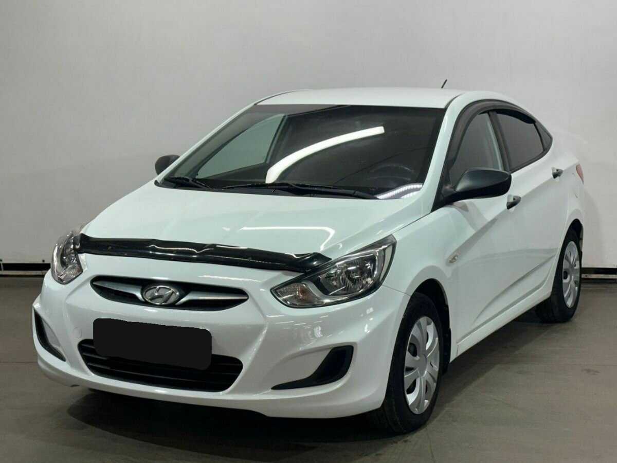 Hyundai Solaris б/у, 2014, Механическая. Фото: #0