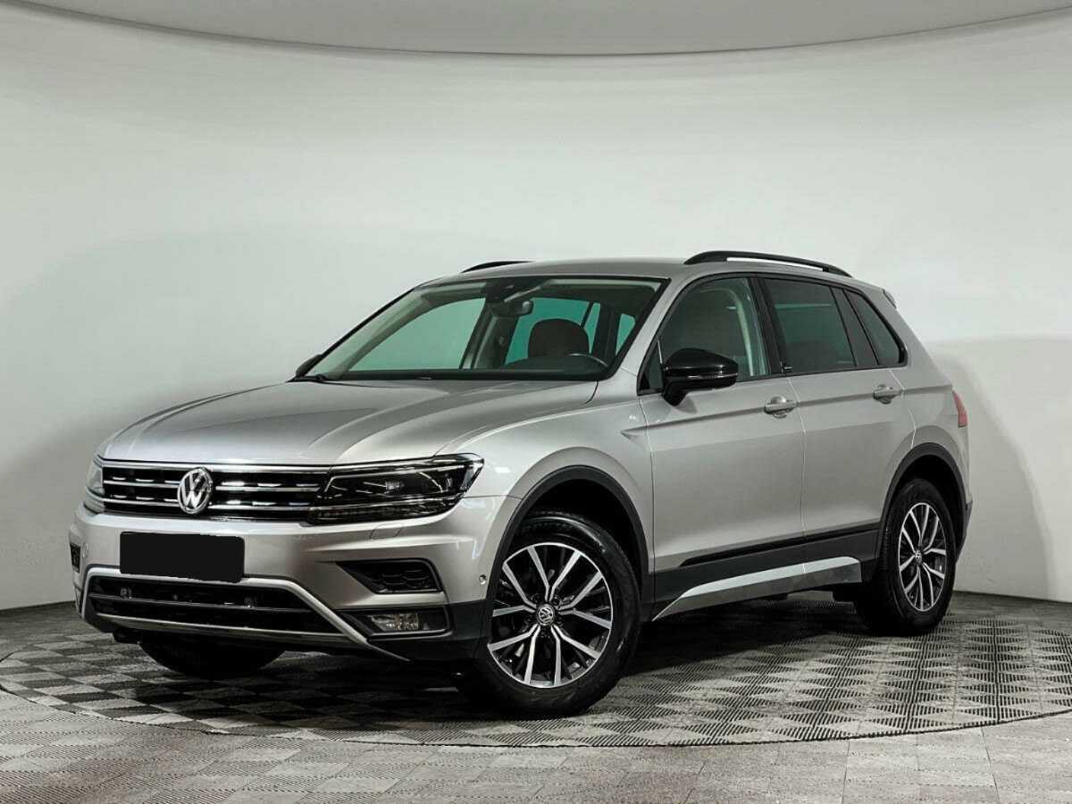 Volkswagen Tiguan б/у, 2019, Роботизированная. Посмотреть фото