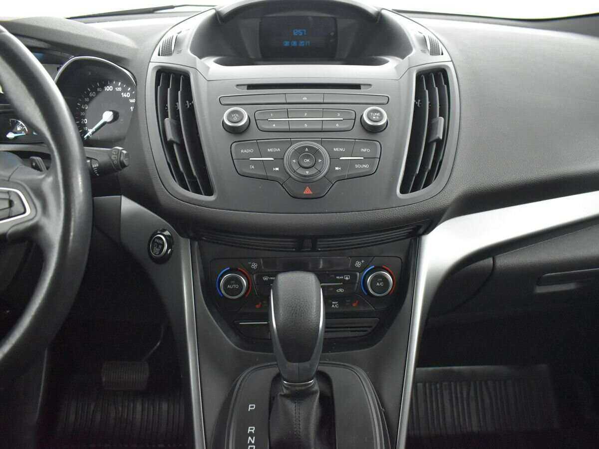 Ford Kuga б/у, 2017, Автоматическая. Фото: #12