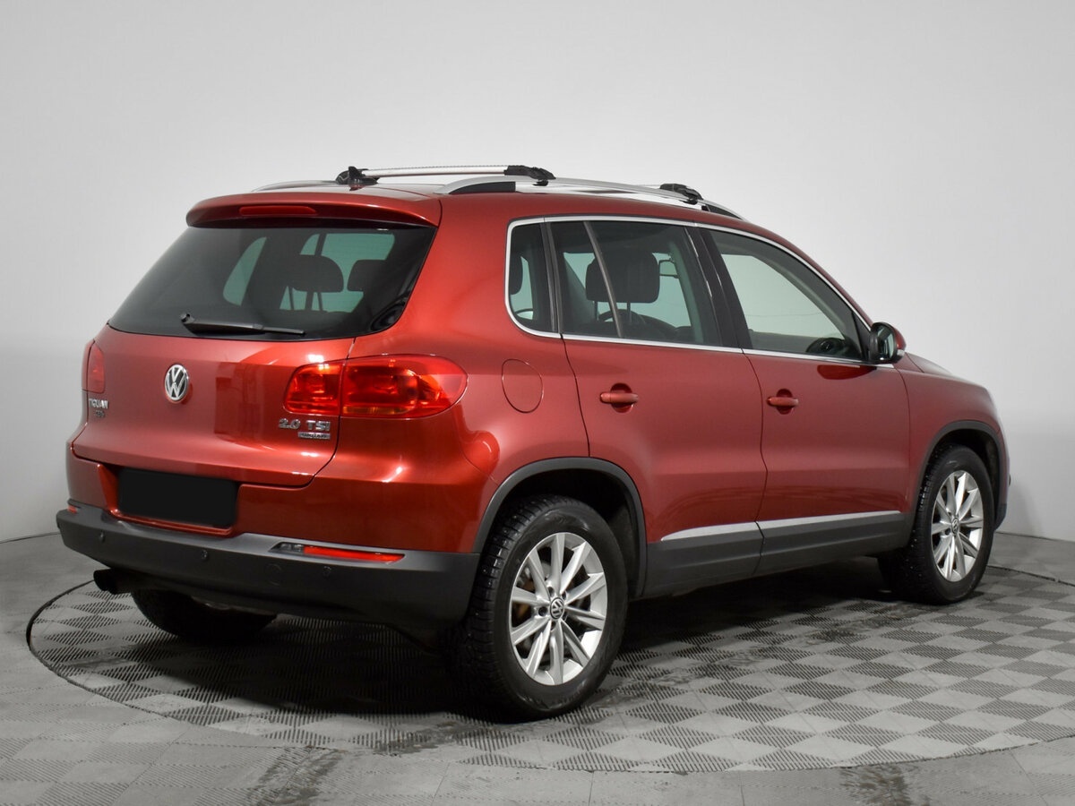 Volkswagen Tiguan б/у, 2013, Автоматическая. Фото: #4