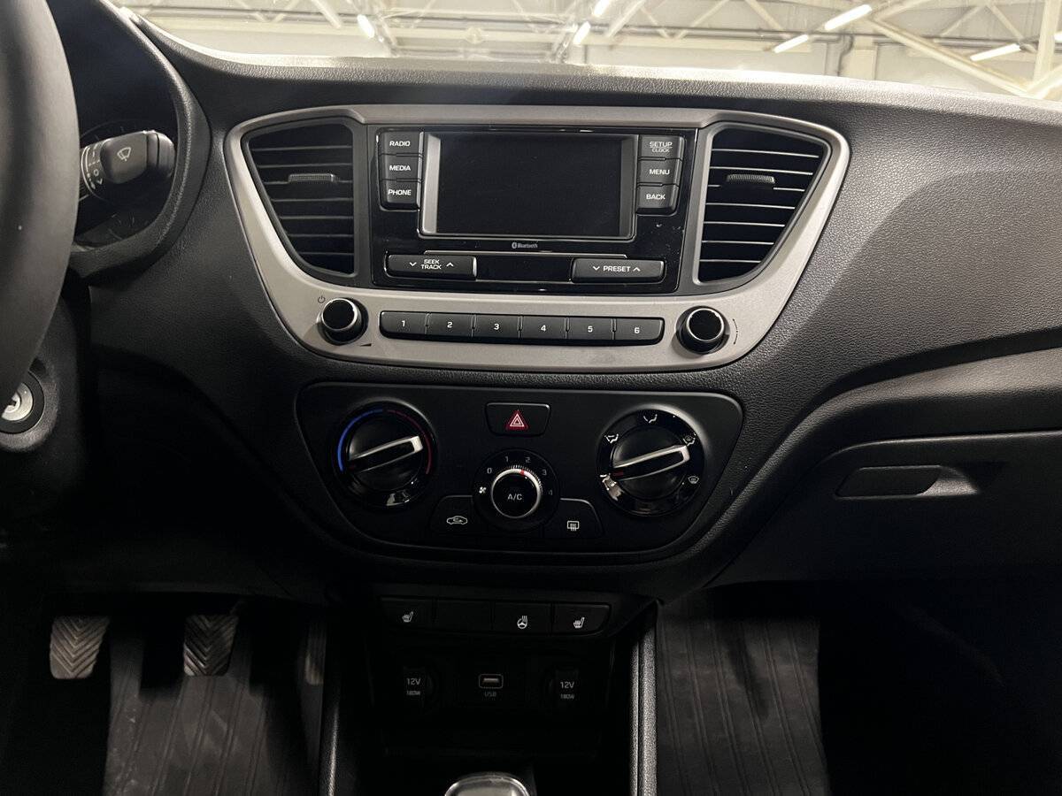 Hyundai Solaris б/у, 2019, Механическая. Фото: #14