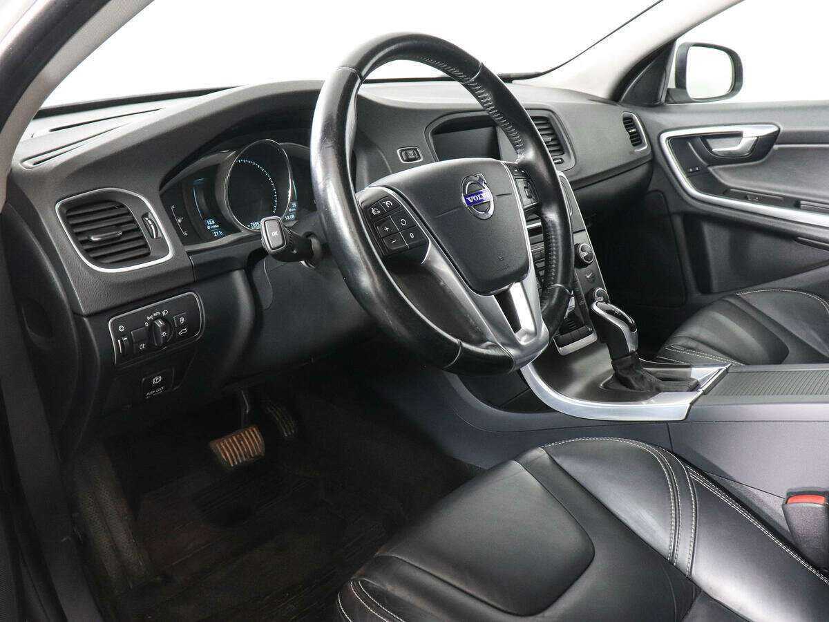 Volvo S60 б/у, 2014, Автоматическая. Фото: #7