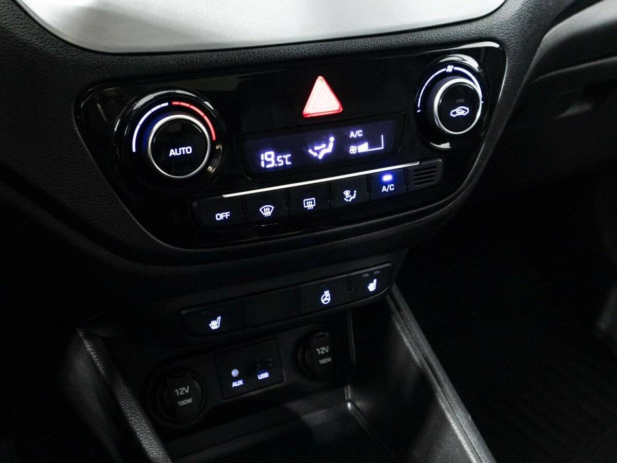Hyundai Solaris б/у, 2018, Автоматическая. Фото: #17