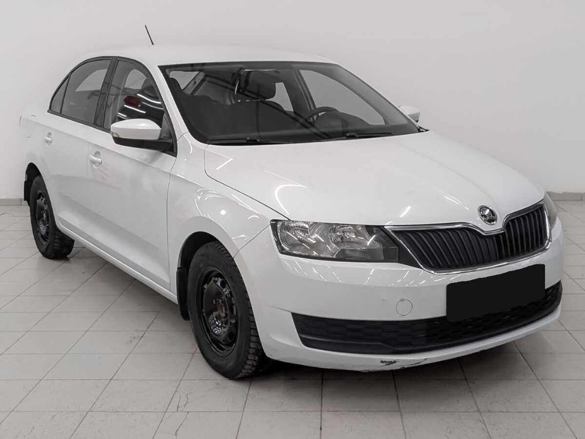 Skoda Rapid б/у, 2017, Механическая. Фото: #2