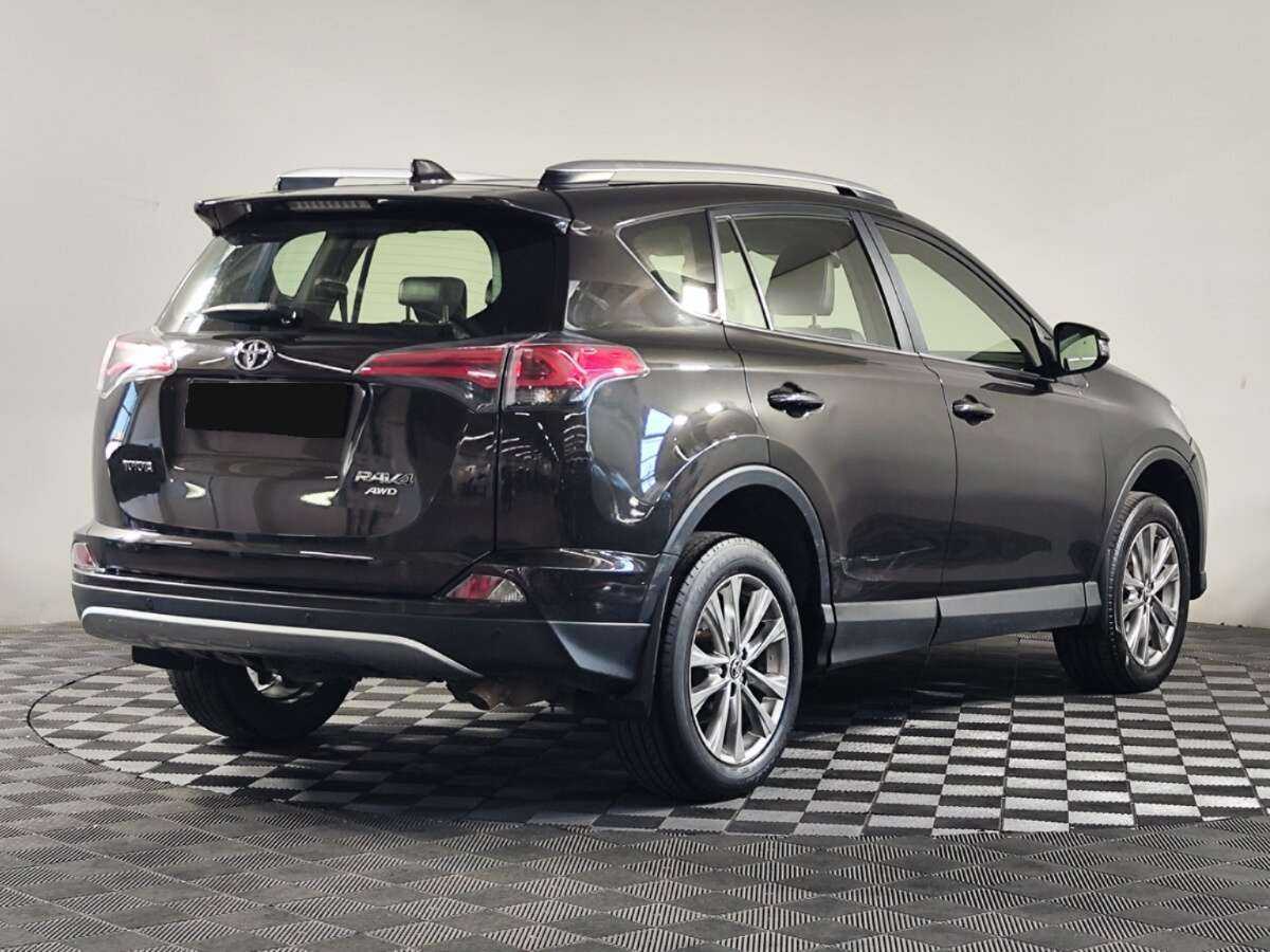 Toyota RAV4 б/у, 2015, Автоматическая. Фото: #2
