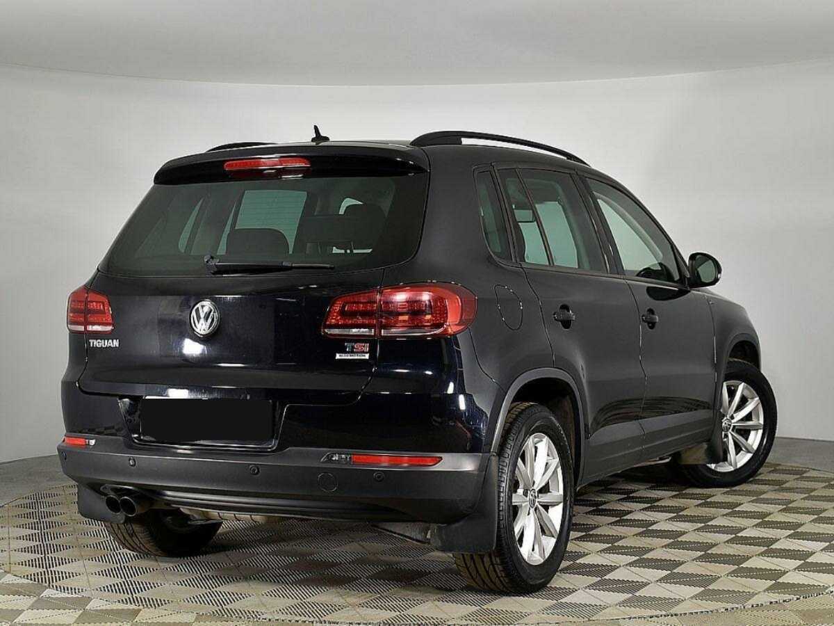 Volkswagen Tiguan б/у, 2016, Роботизированная. Фото: #1