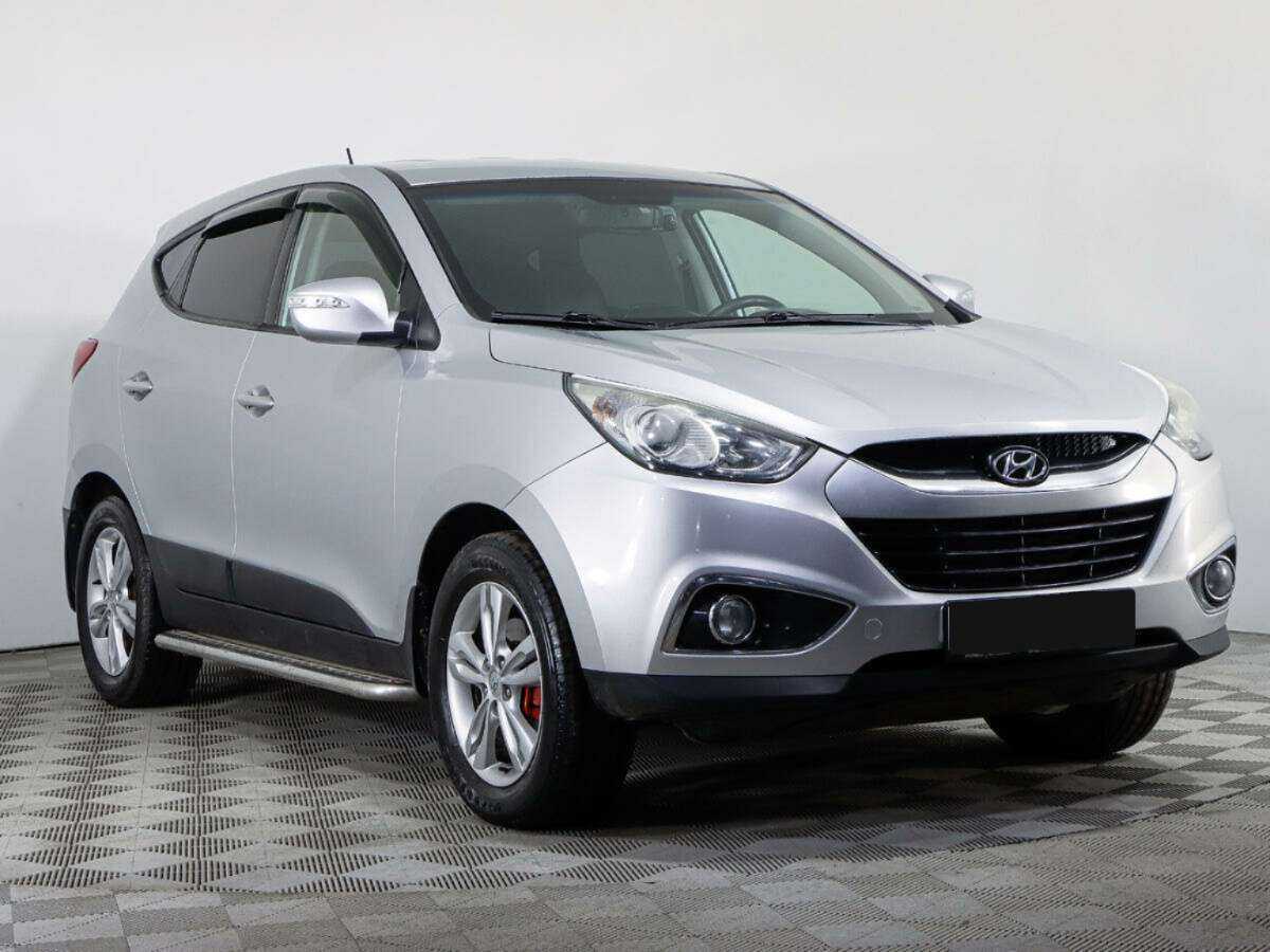 Hyundai ix35 б/у, 2012, Механическая. Фото: #2