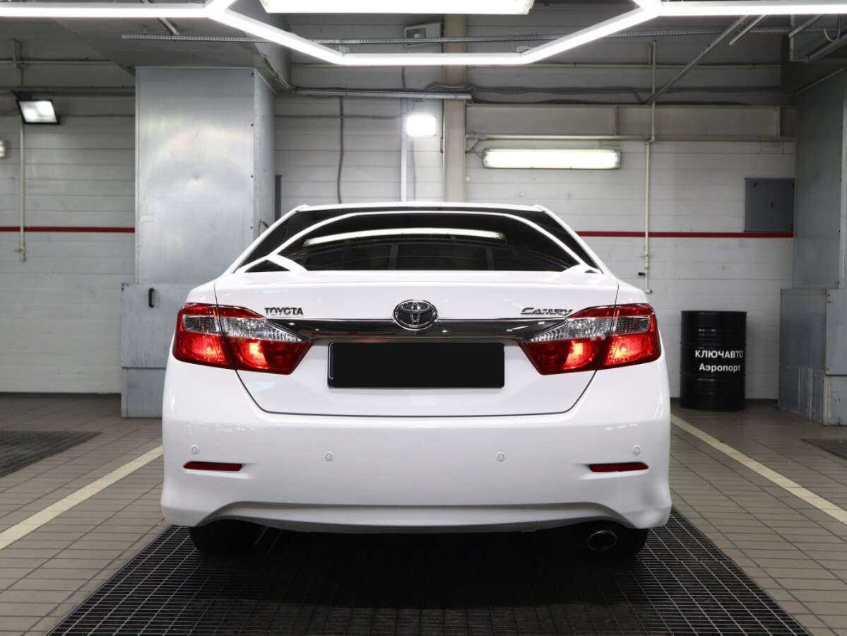 Toyota Camry б/у, 2013, Автоматическая. Фото: #3