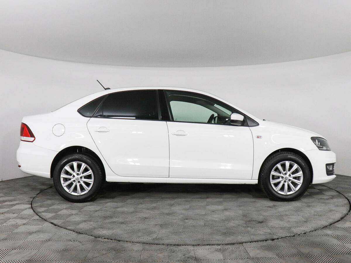 Volkswagen Polo б/у, 2018, Автоматическая. Фото: #3