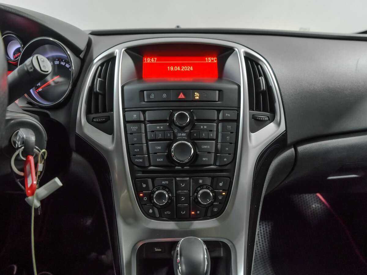 Opel Astra б/у, 2013, Автоматическая. Фото: #6