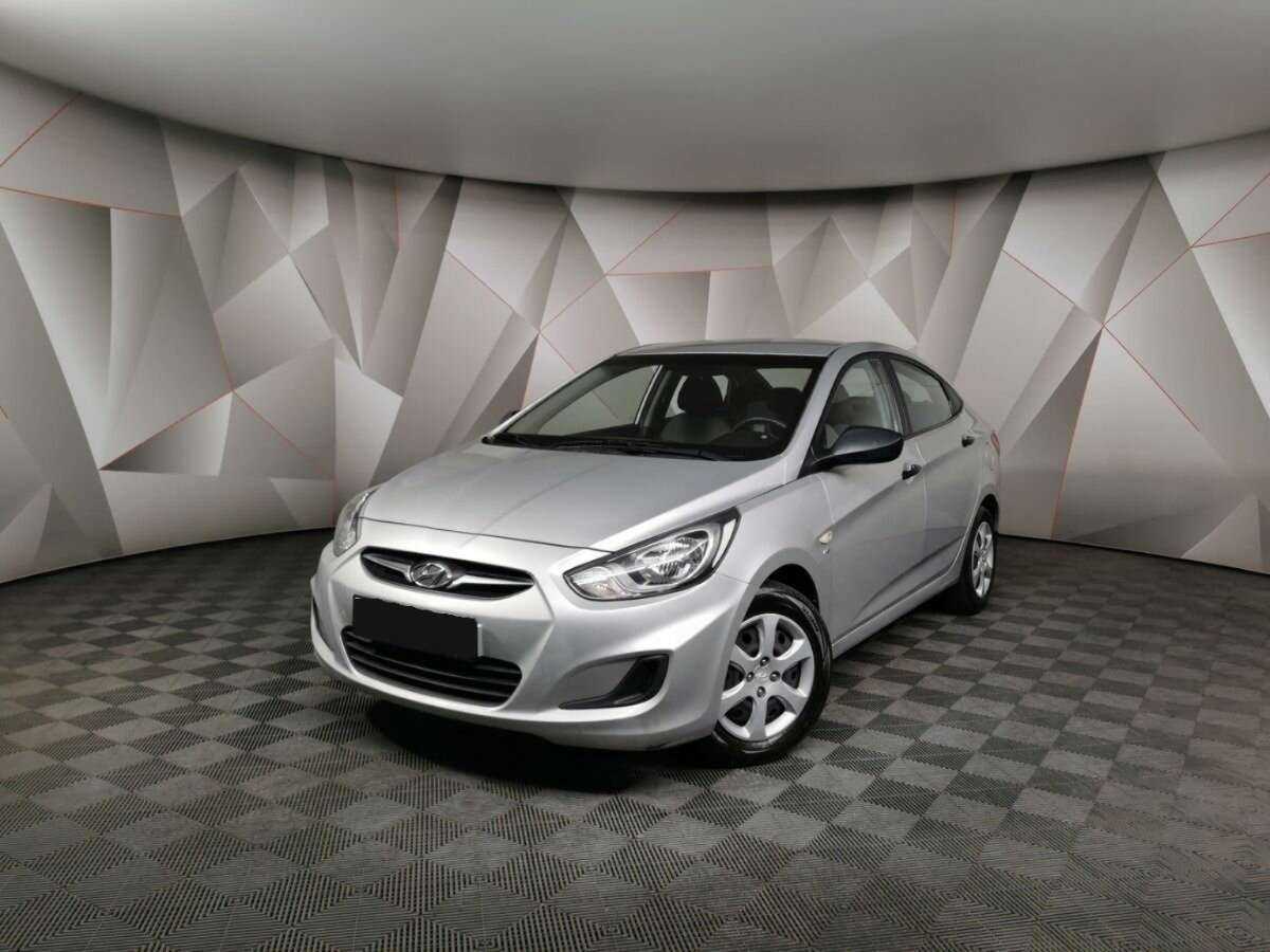 Hyundai Solaris б/у, 2014, Автоматическая. Фото: #0