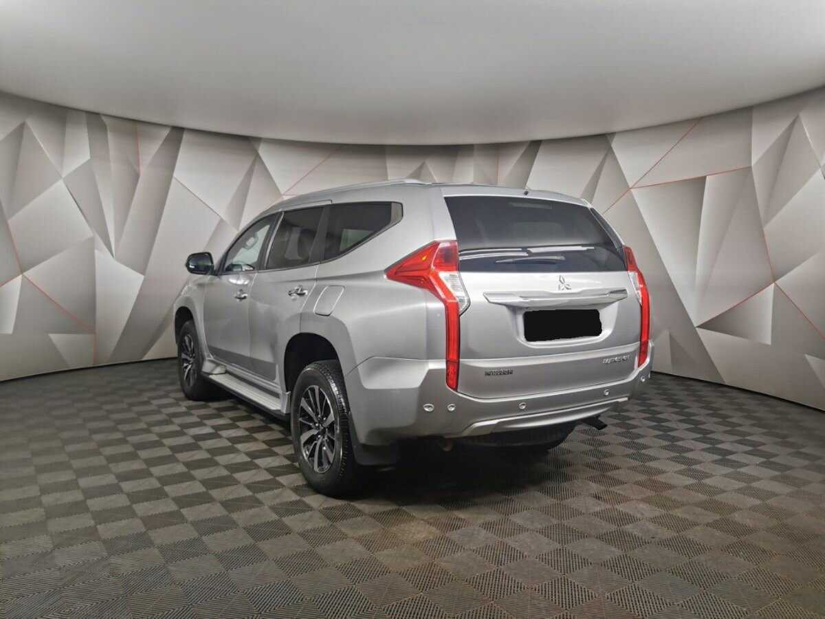 Mitsubishi Pajero Sport б/у, 2017, Автоматическая. Фото: #3
