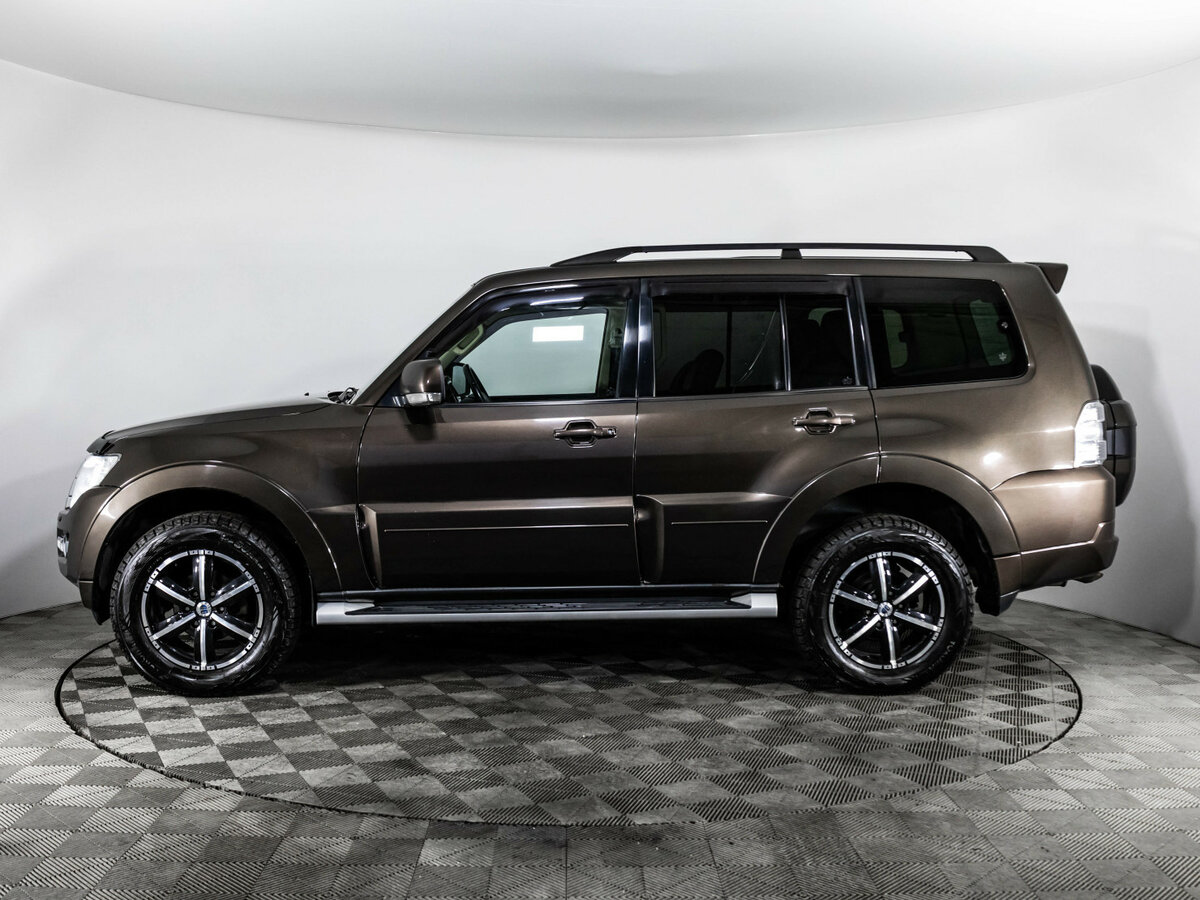 Mitsubishi Pajero б/у, 2017, Автоматическая. Фото: #8
