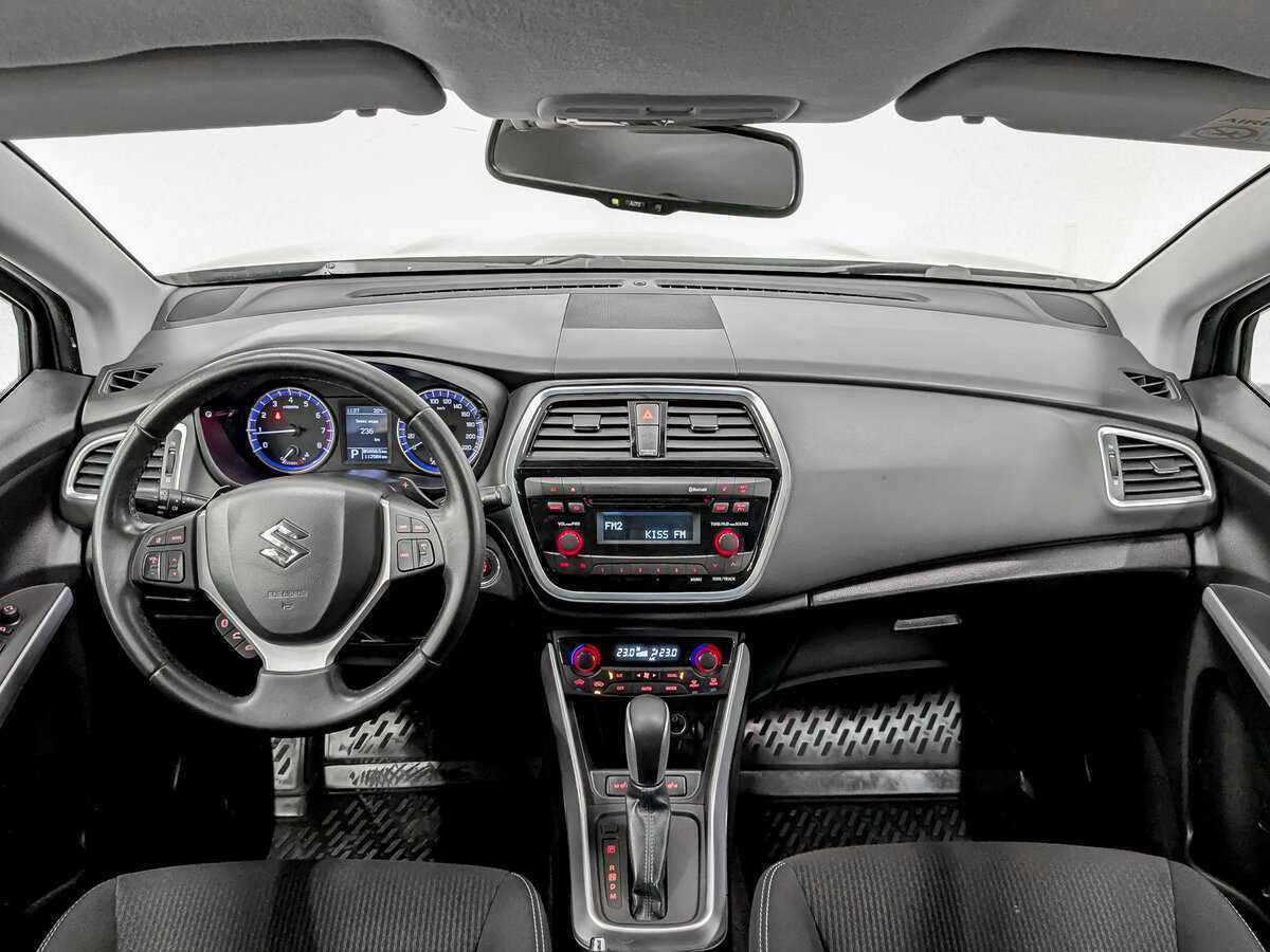 Suzuki SX4 б/у, 2017, Автоматическая. Фото: #13