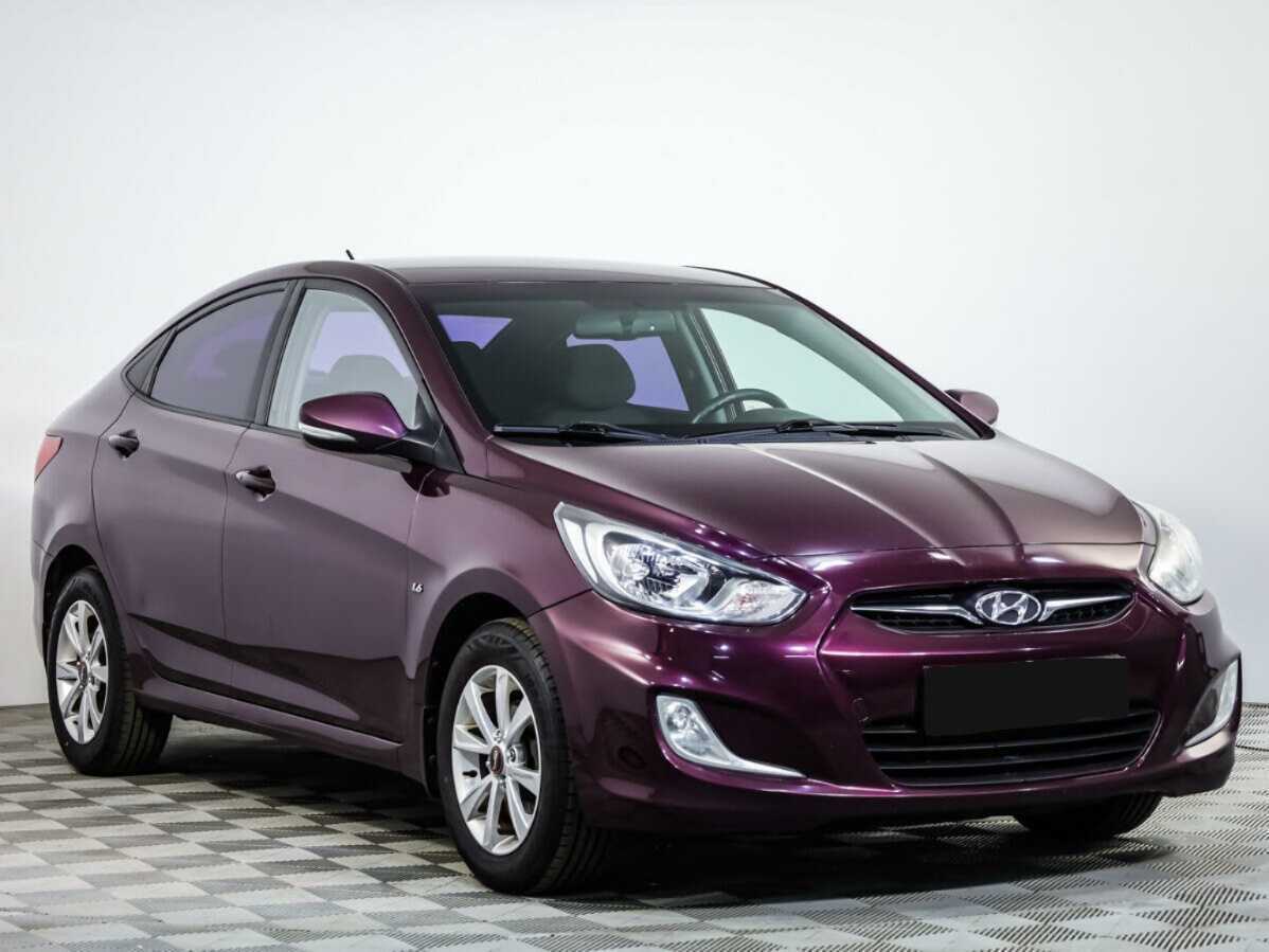 Hyundai Solaris б/у, 2012, Автоматическая. Фото: #1