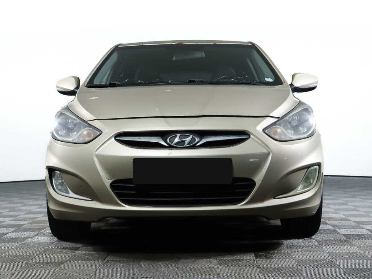 Hyundai Solaris б/у, 2012, Автоматическая. Фото: #0
