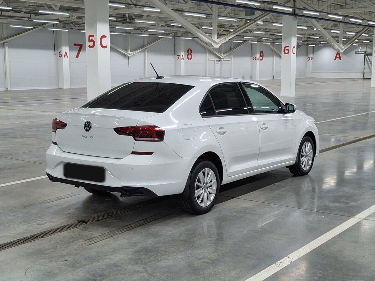 Volkswagen Polo б/у, 2021, Автоматическая. Фото: #4