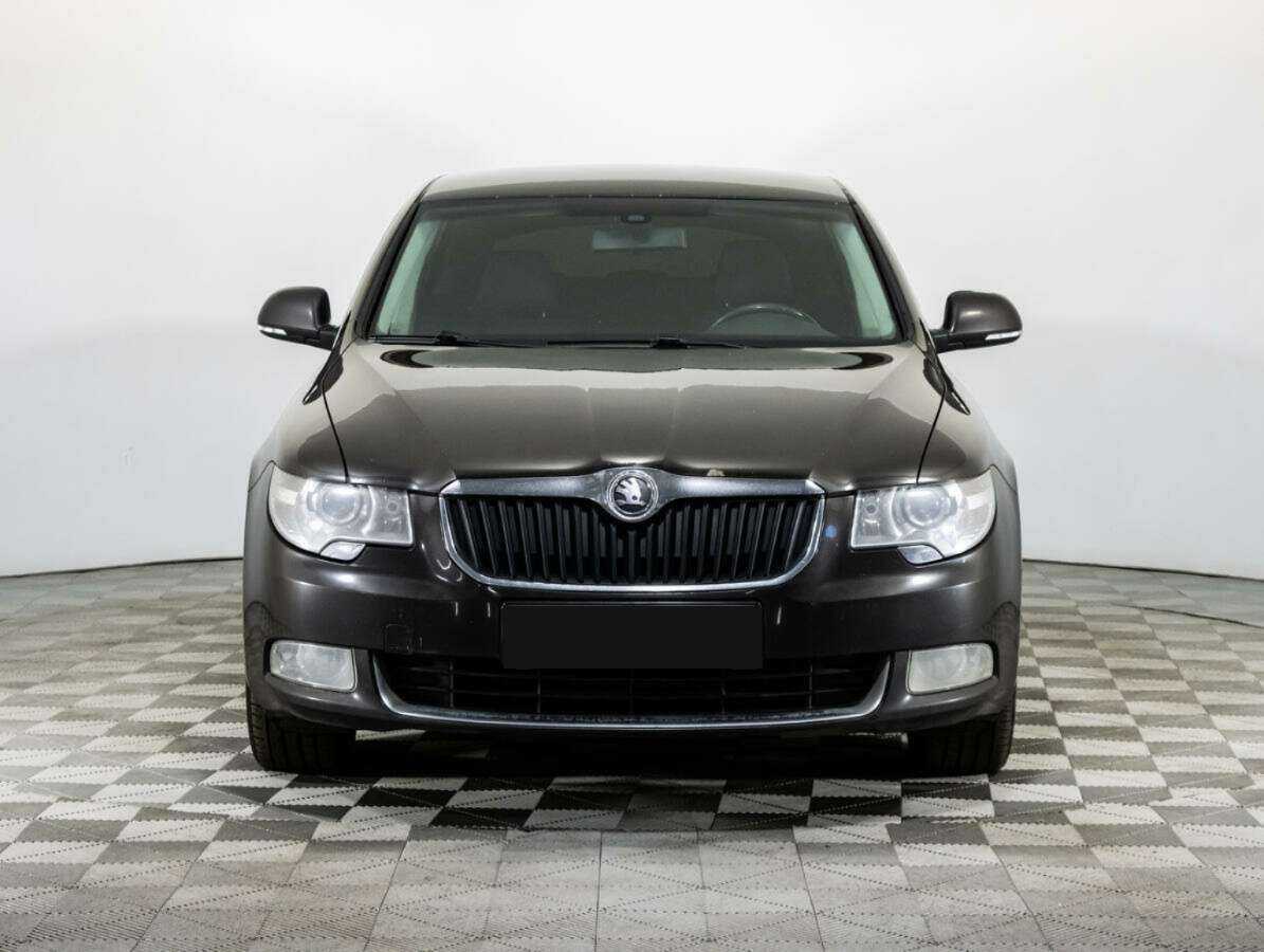 Skoda Superb б/у, 2012, Автоматическая. Фото: #1