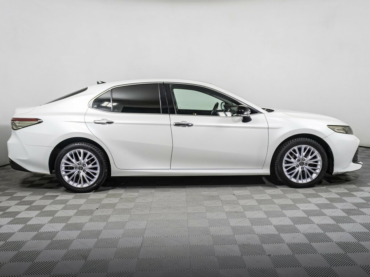 Toyota Camry б/у, 2019, Автоматическая. Фото: #3
