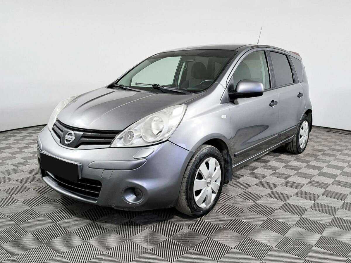 Nissan Note б/у, 2012, Механическая. Фото: #0