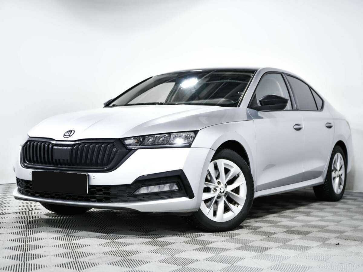 Skoda Octavia б/у, 2021, Роботизированная. Посмотреть фото