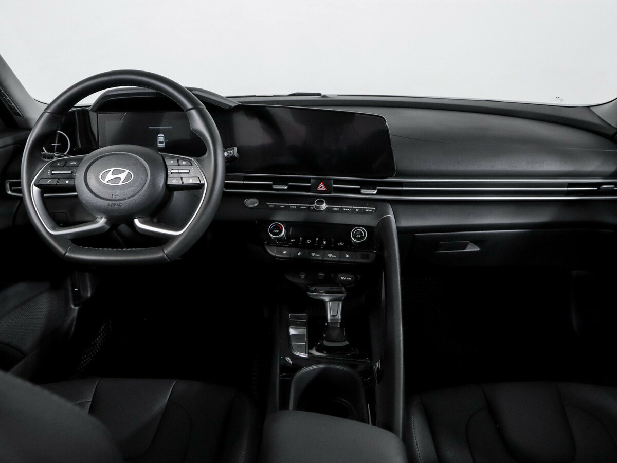 Hyundai Elantra б/у, 2023, Вариатор. Фото: #11