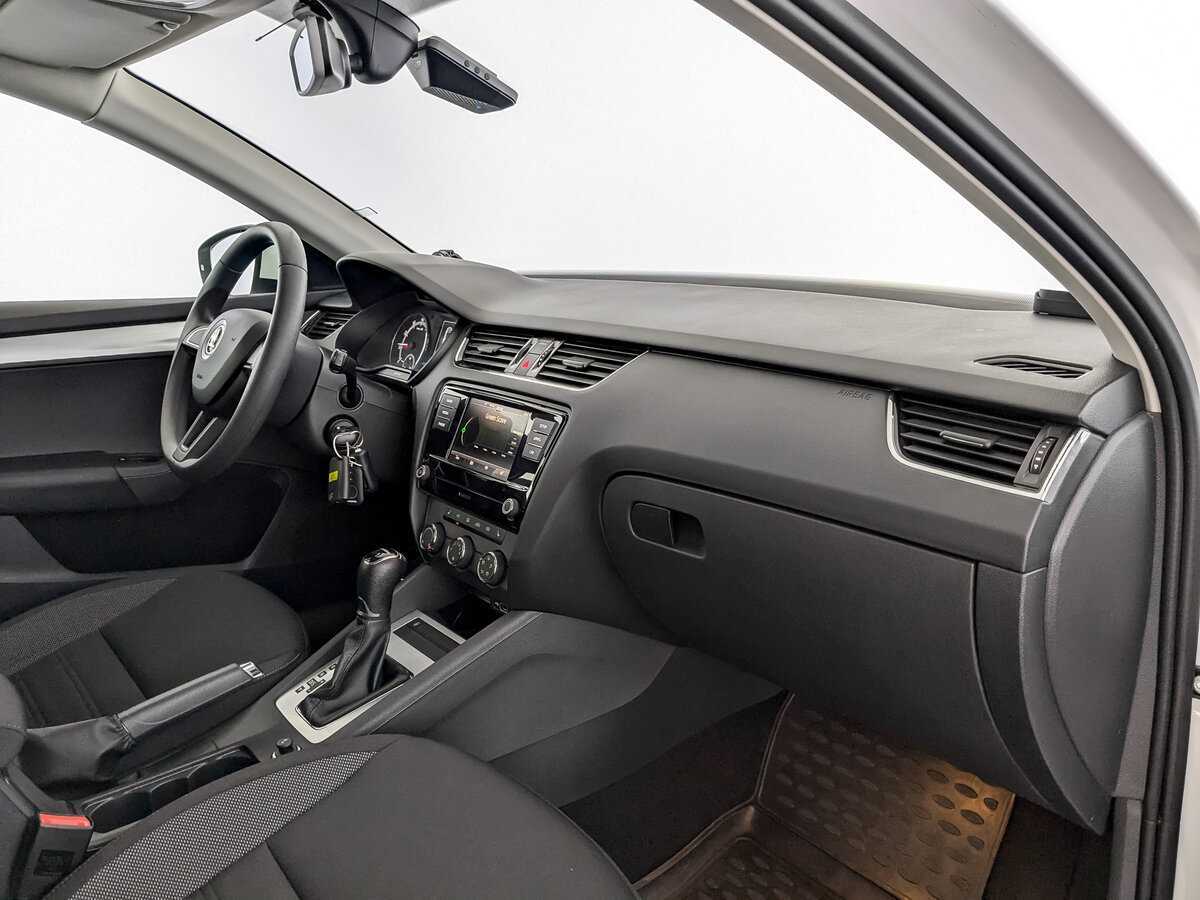 Skoda Octavia б/у, 2019, Автоматическая. Фото: #10