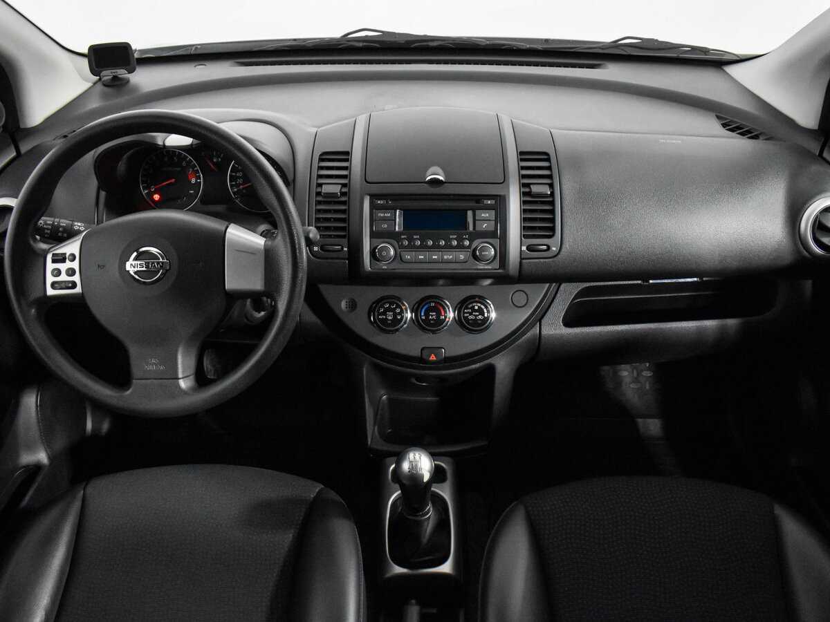 Nissan Note б/у, 2013, Механическая. Фото: #14