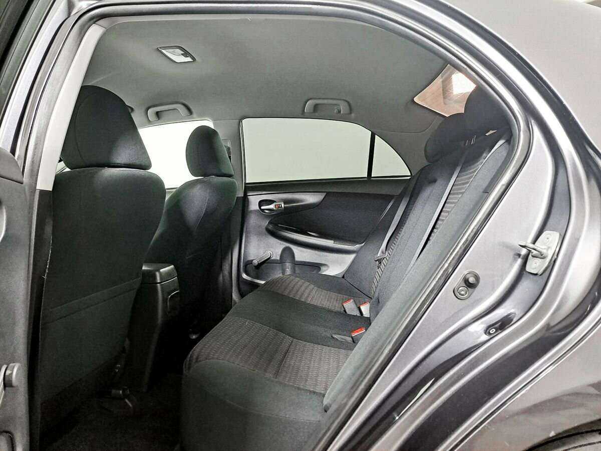 Toyota Corolla б/у, 2012, Механическая. Фото: #9