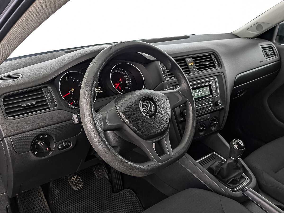 Volkswagen Jetta б/у, 2016, Механическая. Фото: #14