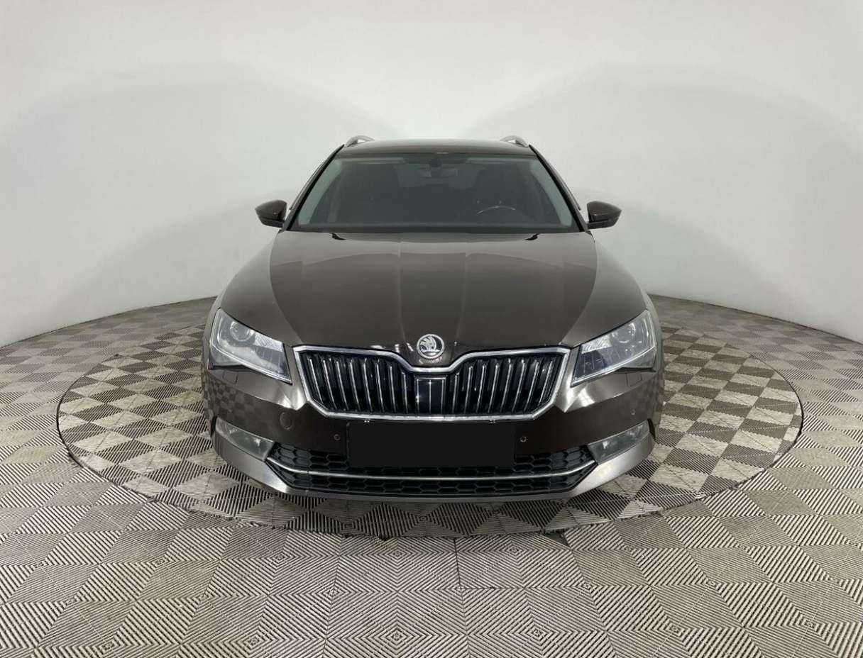 Skoda Superb б/у, 2016, Механическая. Посмотреть фото