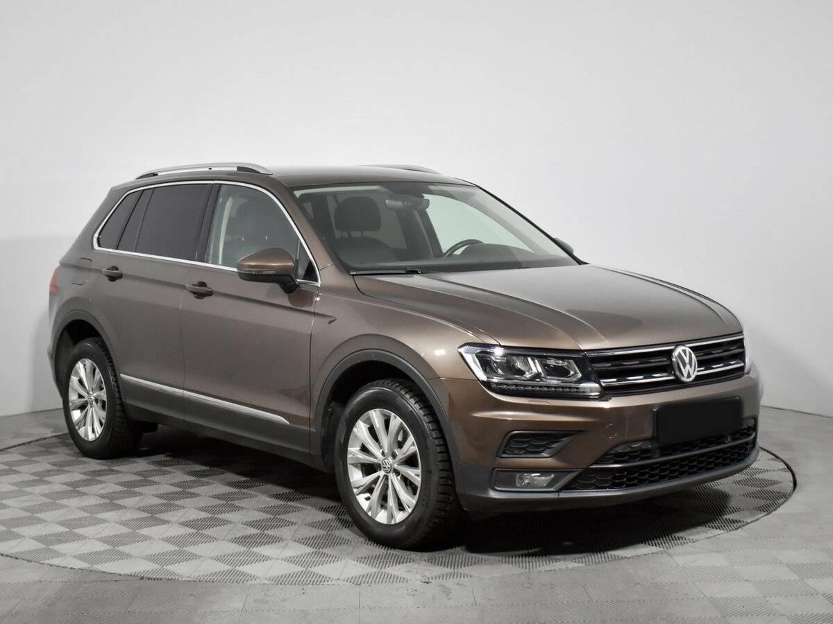Volkswagen Tiguan б/у, 2018, Роботизированная. Фото: #2