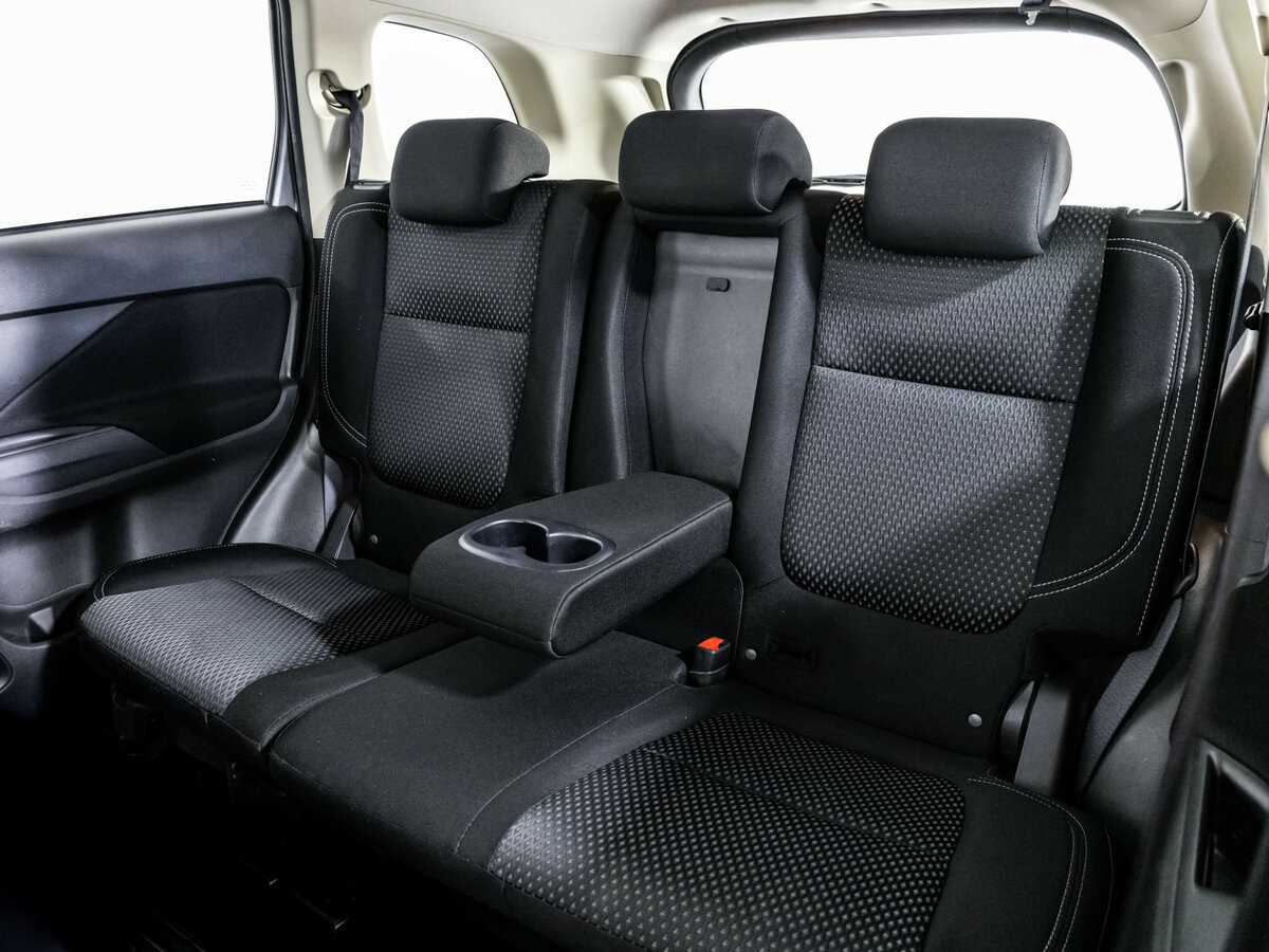 Mitsubishi Outlander б/у, 2019, Вариатор. Фото: #14