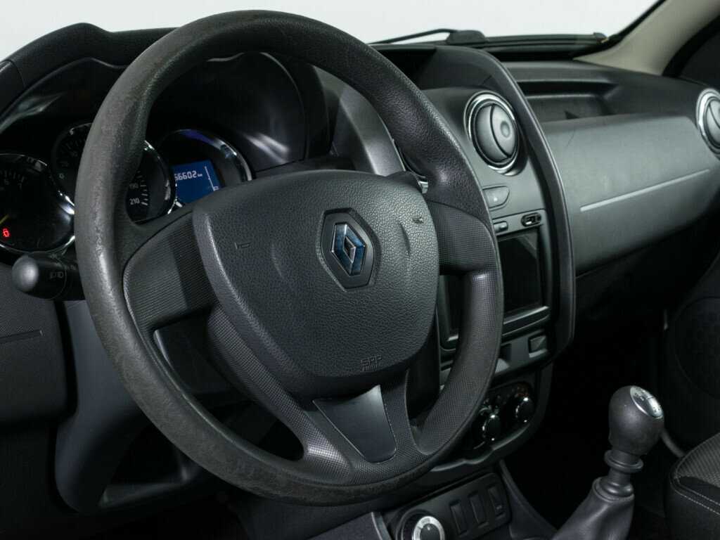 Renault Duster б/у, 2016, Механическая. Фото: #11