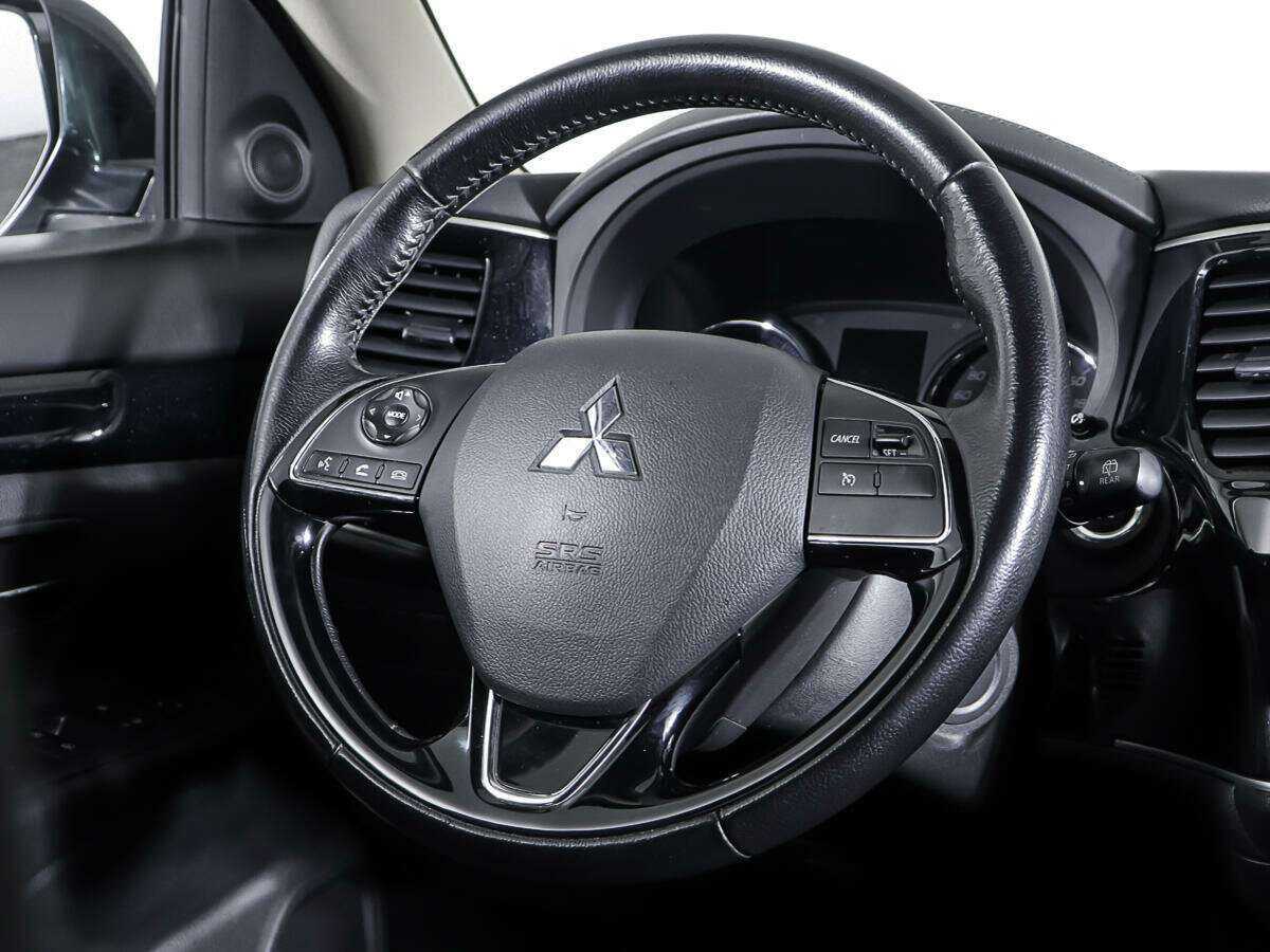 Mitsubishi Outlander б/у, 2019, Вариатор. Фото: #14