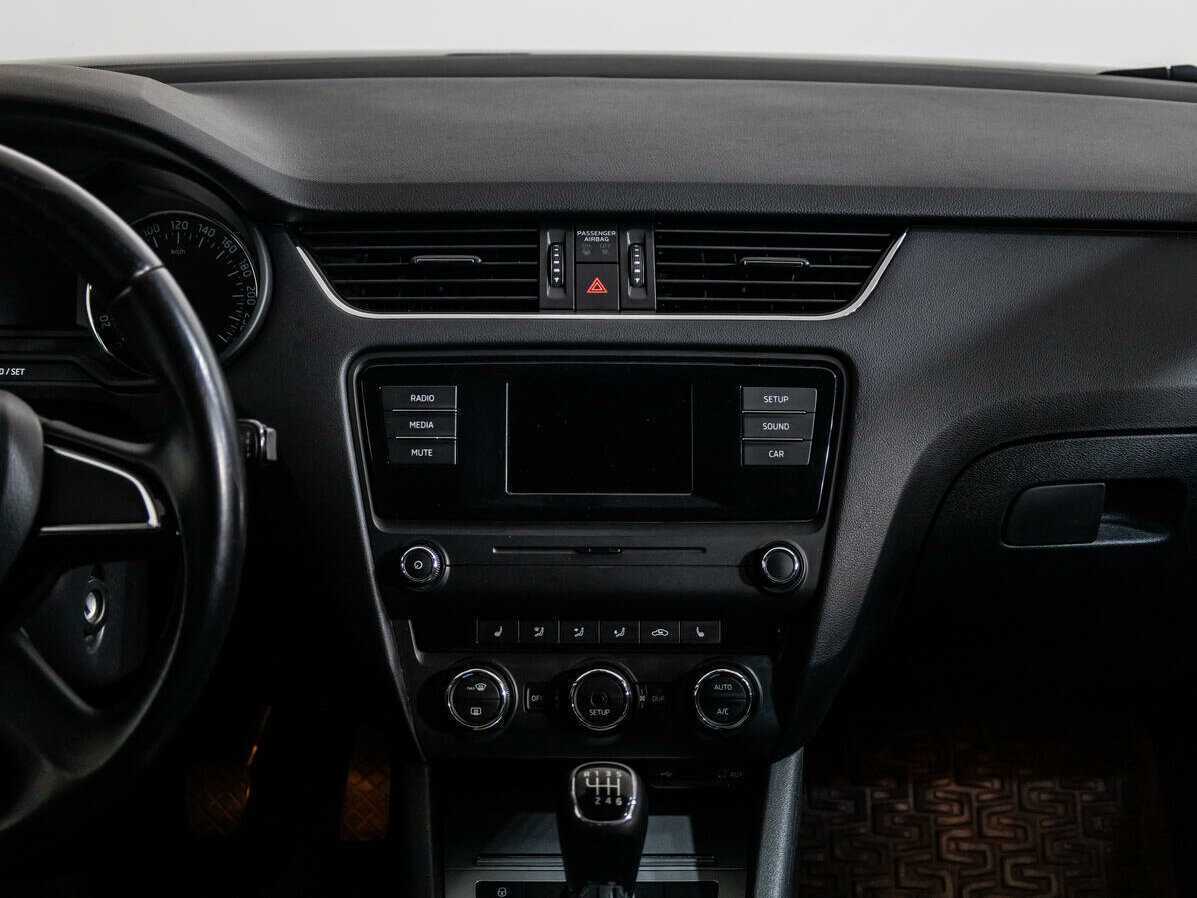 Skoda Octavia б/у, 2014, Механическая. Фото: #12