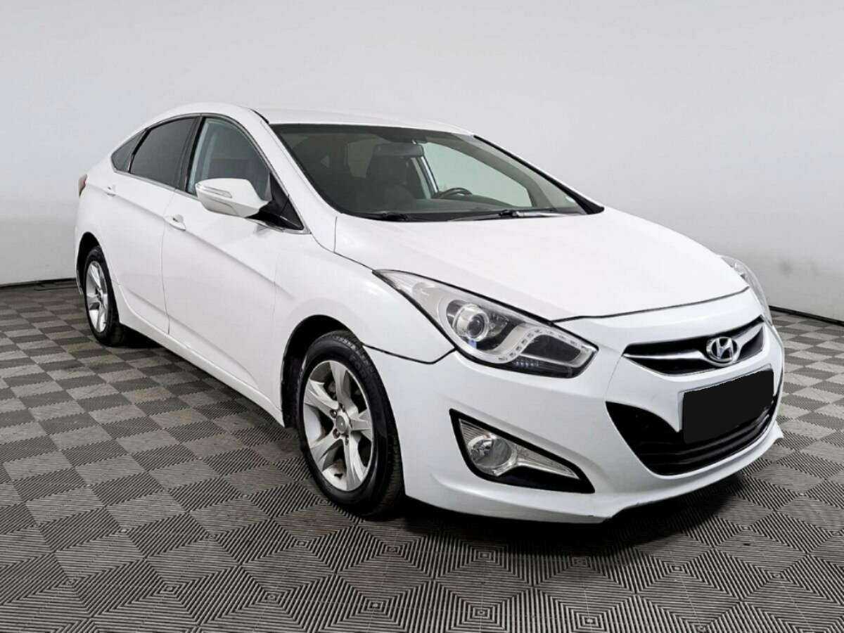 Hyundai i40 б/у, 2014, Автоматическая. Фото: #2