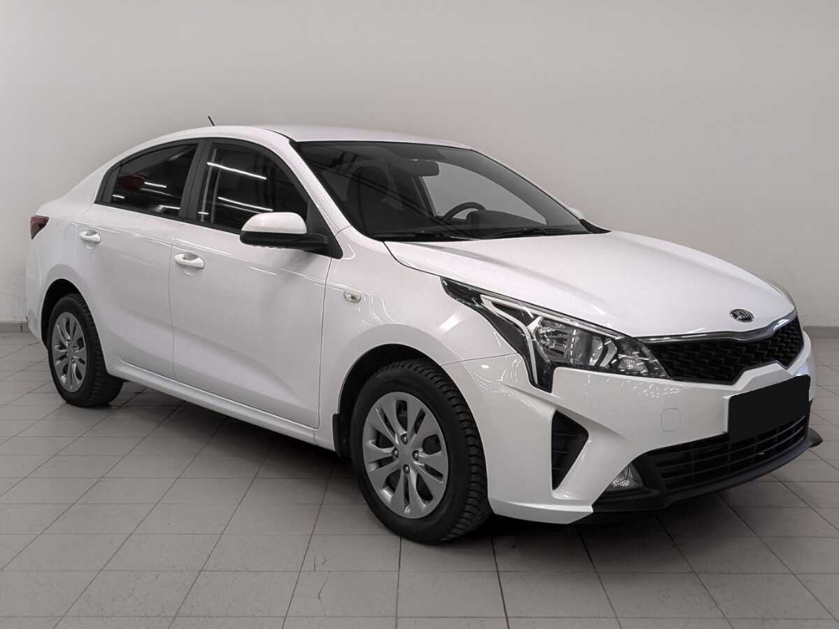 Kia Rio б/у, 2021, Автоматическая. Фото: #2