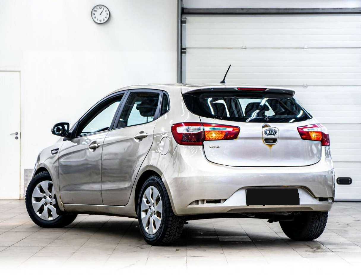 Kia Rio б/у, 2012, Автоматическая. Фото: #2