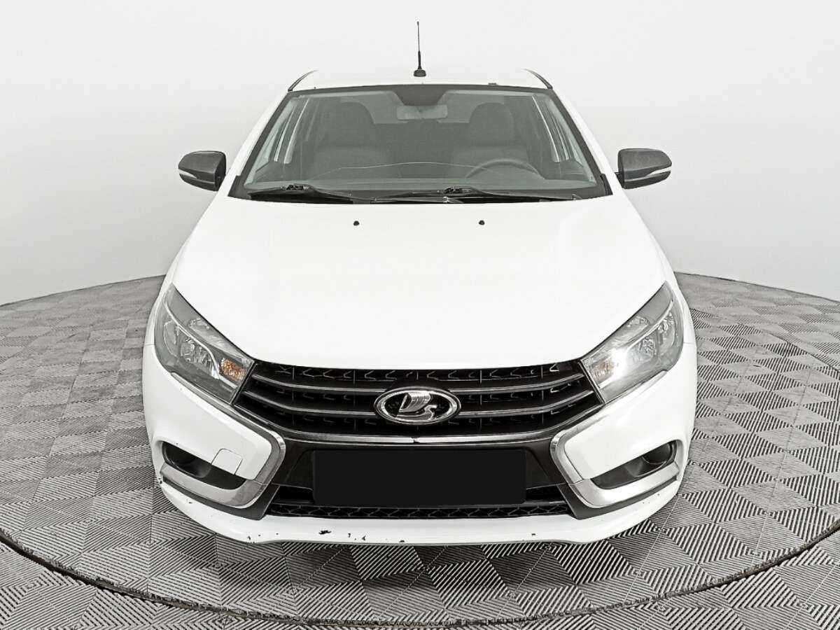 Lada (ВАЗ) Vesta б/у, 2019, Механическая. Фото: #1