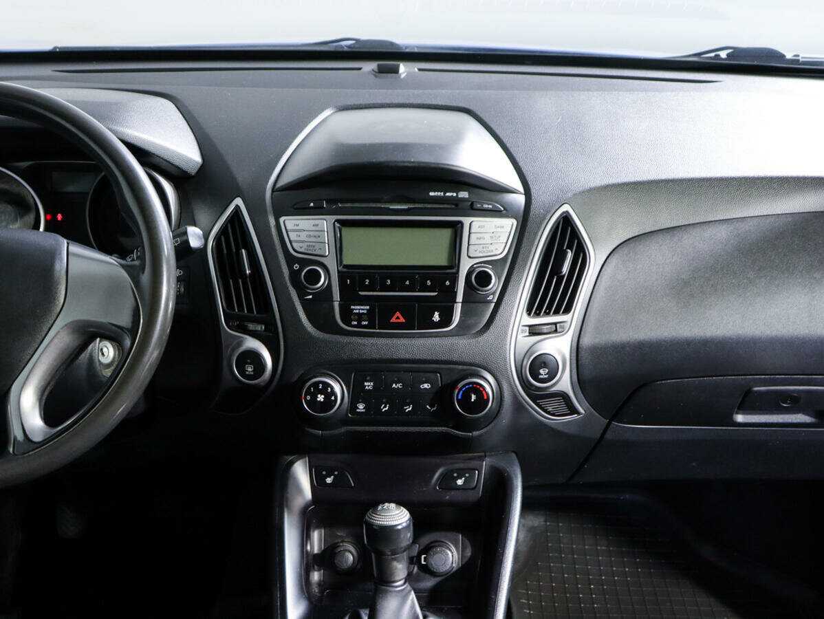 Hyundai ix35 б/у, 2013, Механическая. Фото: #10