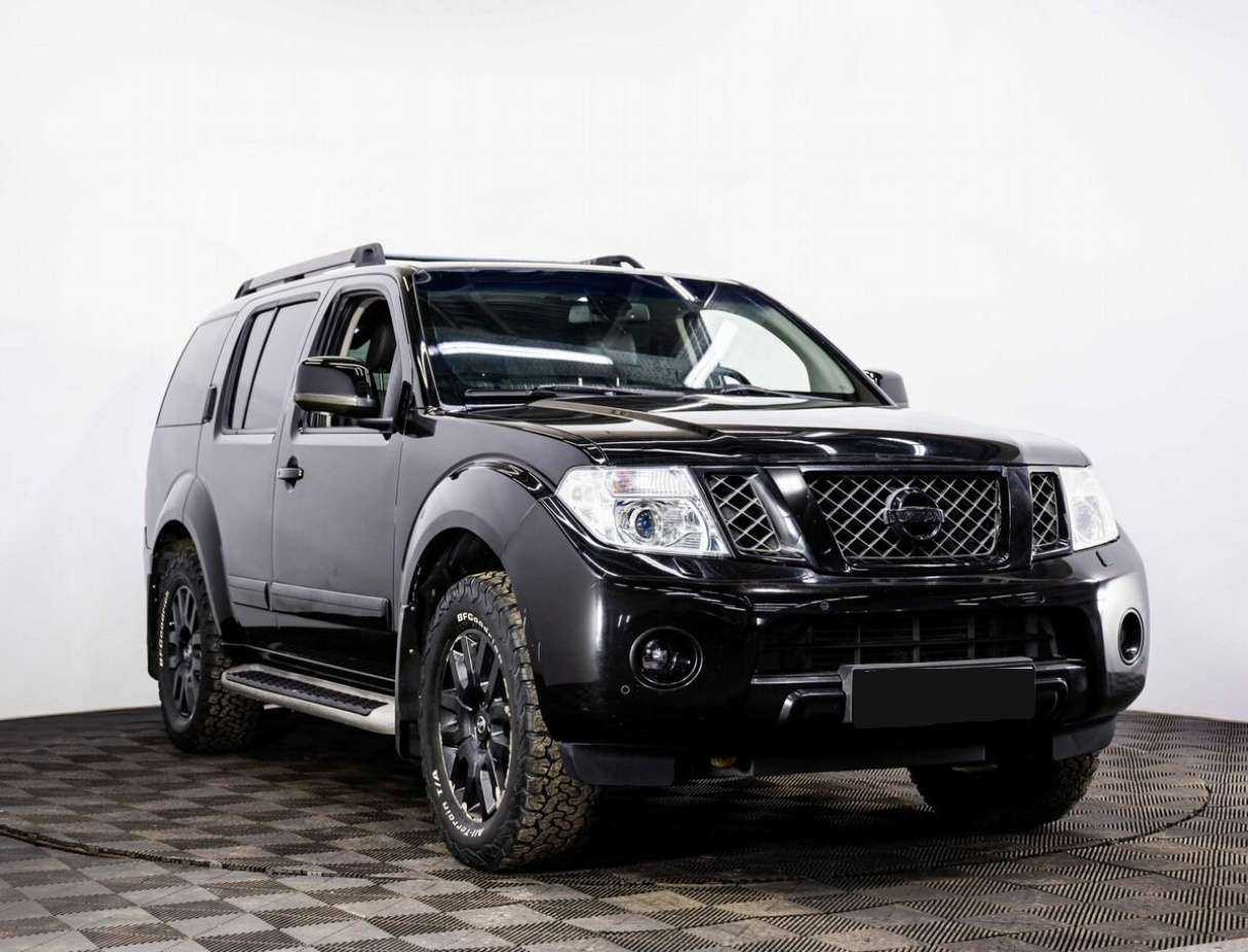 Nissan Pathfinder б/у, 2013, Автоматическая. Фото: #2